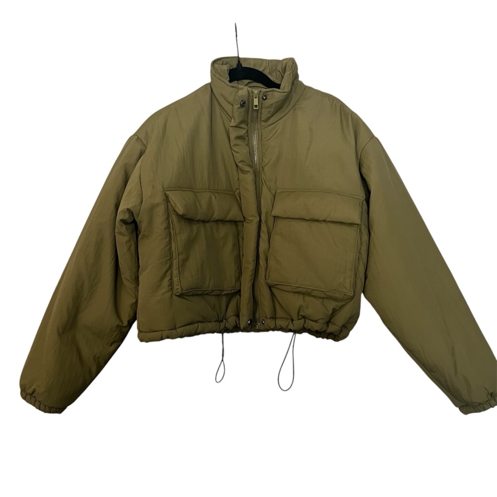 NWOT cropped Olive Green Puffer Jacket